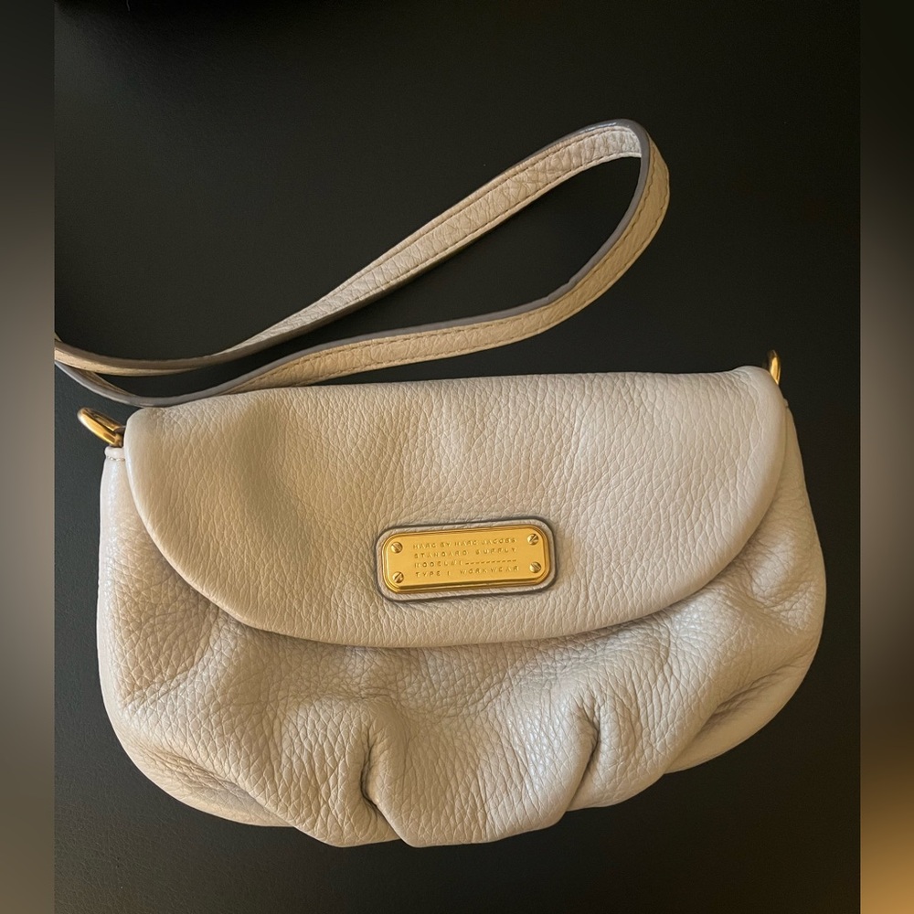 Marc by Marc Jacobs gold chain small purse